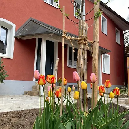 Rotes Haus דירה *